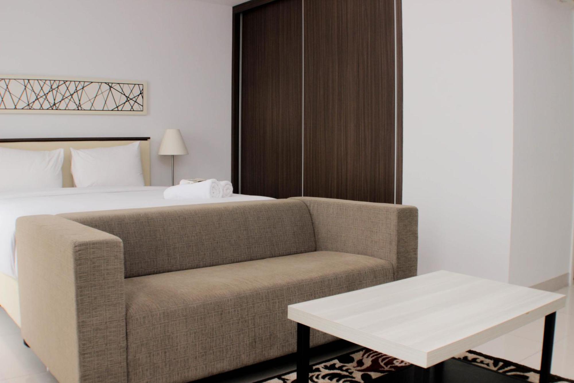 Apartemen Comfort And Minimalist At Azalea By Travelio *